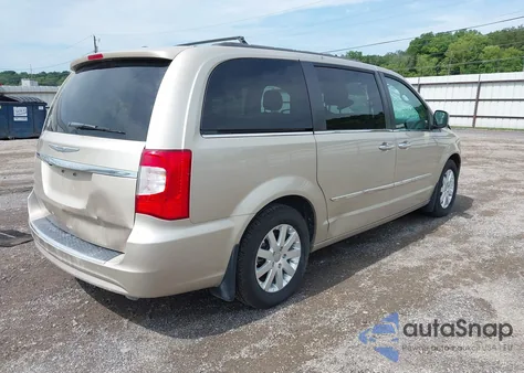 2016 Chrysler Town & Country Touring z USA, uszkodzony, nr VIN 2C4RC1BG6GR254925